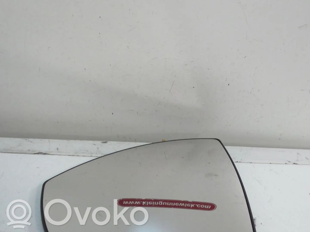 Ford C-MAX II Sivupeilin lasi 