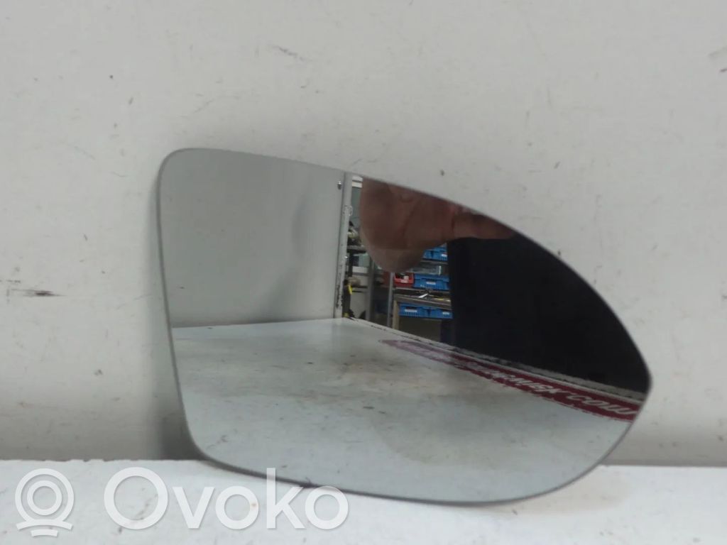 Volkswagen PASSAT B8 Wkład lusterka drzwi przednich 