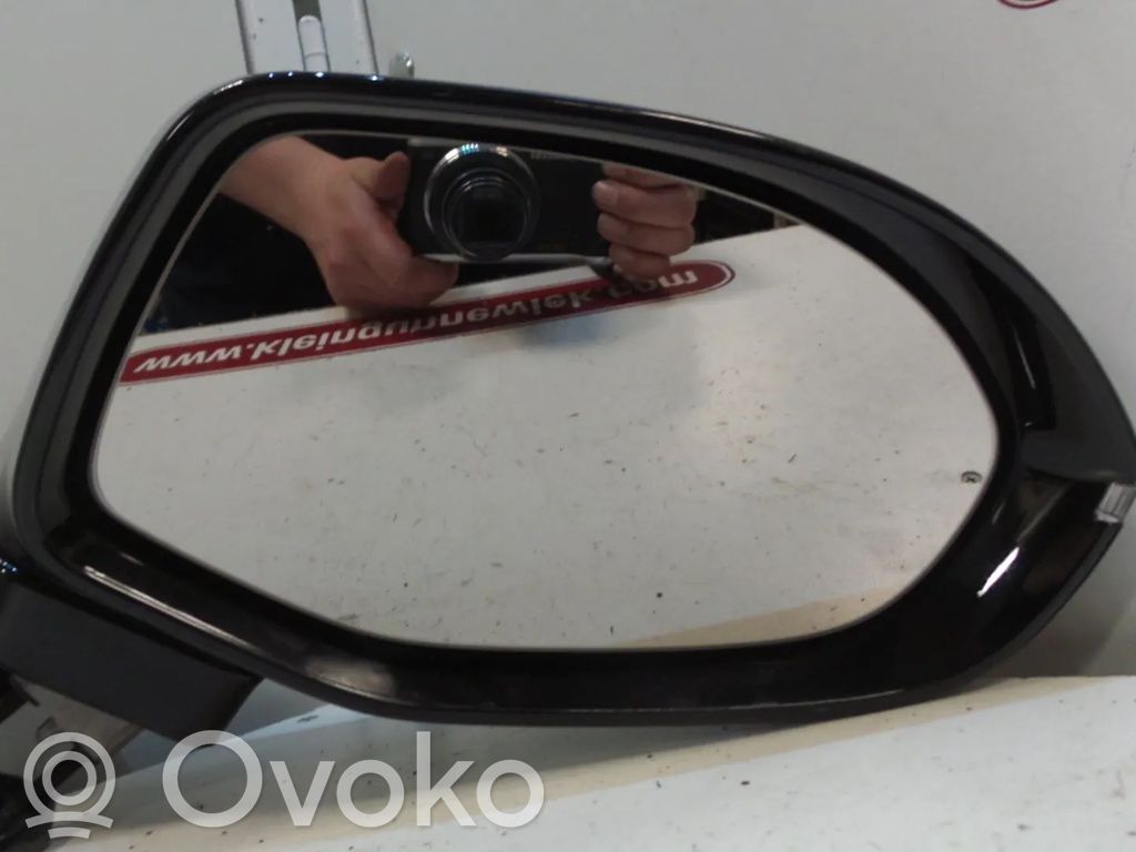 Audi A7 S7 4G Elektryczne lusterko boczne drzwi przednich 