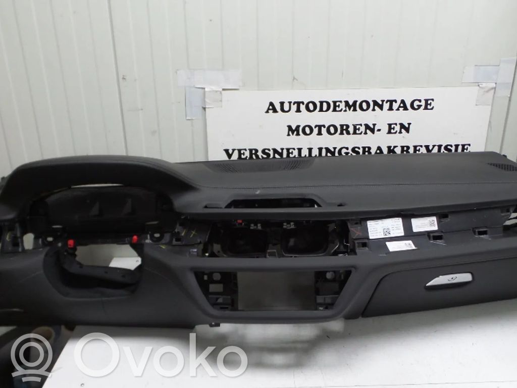 BMW 7 G11 G12 Deska rozdzielcza 