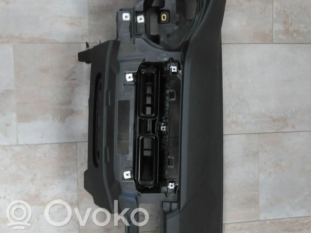 Audi A4 S4 B9 Bord 