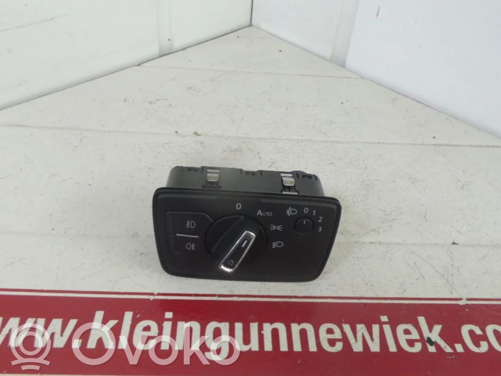 Volkswagen PASSAT B8 Altra parte interiore