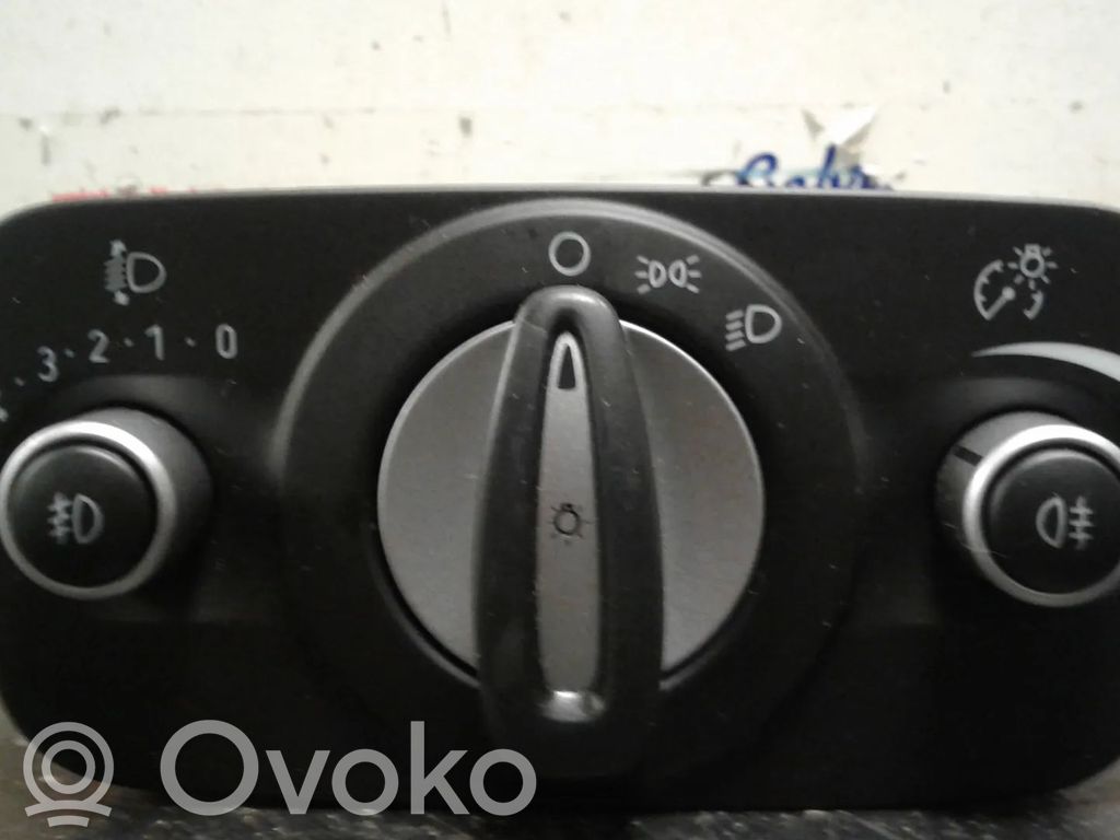 Ford Fiesta Otros repuestos del interior 