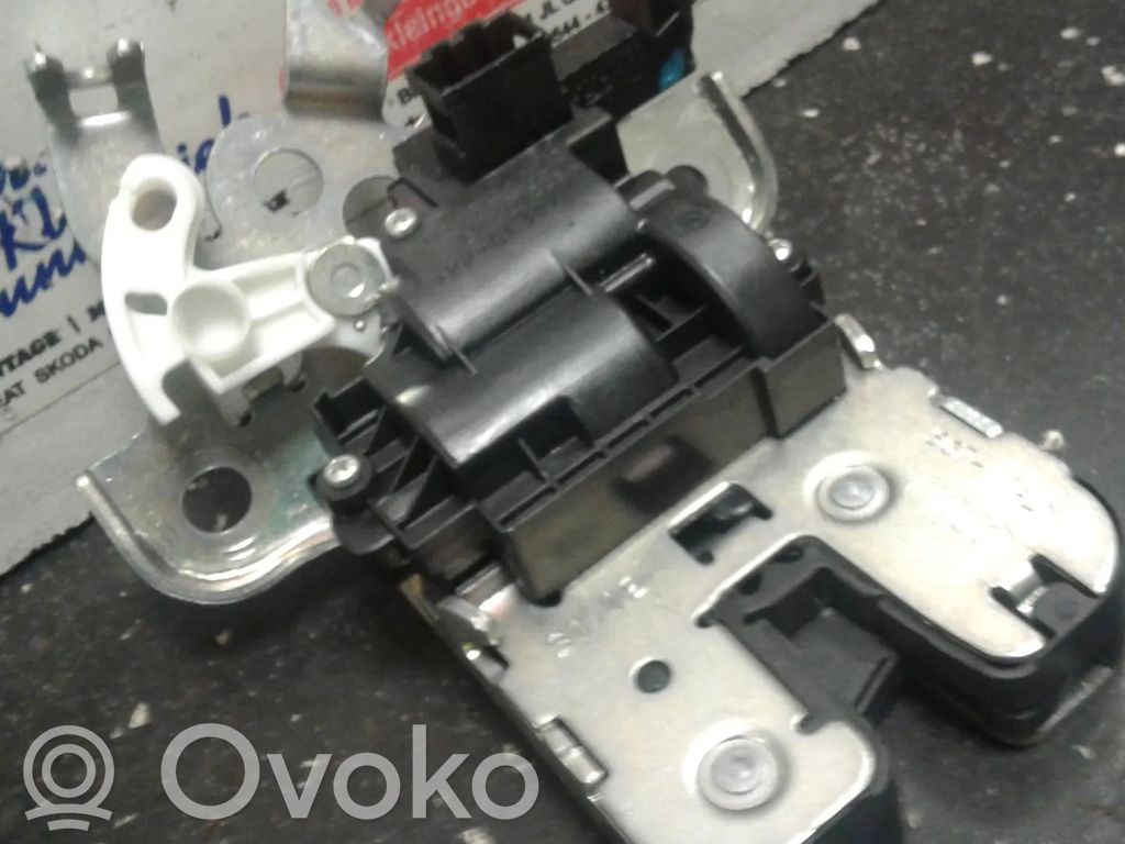 Audi A4 S4 B9 Blocco/chiusura/serratura del portellone posteriore/bagagliaio