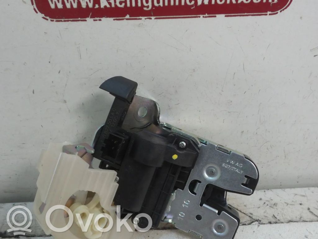 Volkswagen PASSAT B8 Blocco/chiusura/serratura del portellone posteriore/bagagliaio 