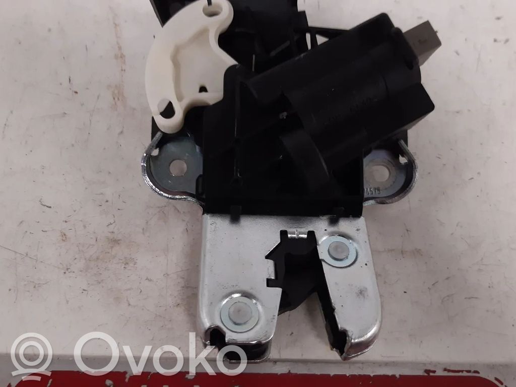 Volkswagen PASSAT B7 Blocco/chiusura/serratura del portellone posteriore/bagagliaio 