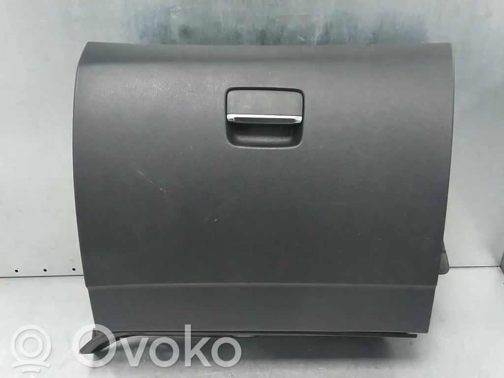Mercedes-Benz B W246 W242 Schowek deski rozdzielczej / Komplet 