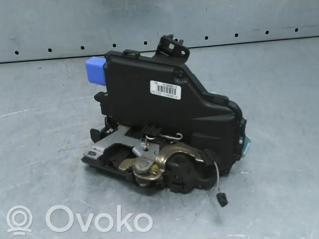 Volkswagen Golf V Serratura portiera posteriore 