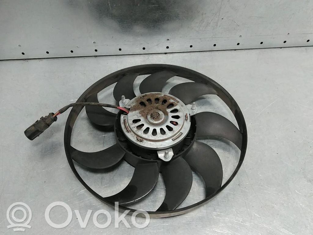 Volkswagen Touran II Convogliatore ventilatore raffreddamento del radiatore 