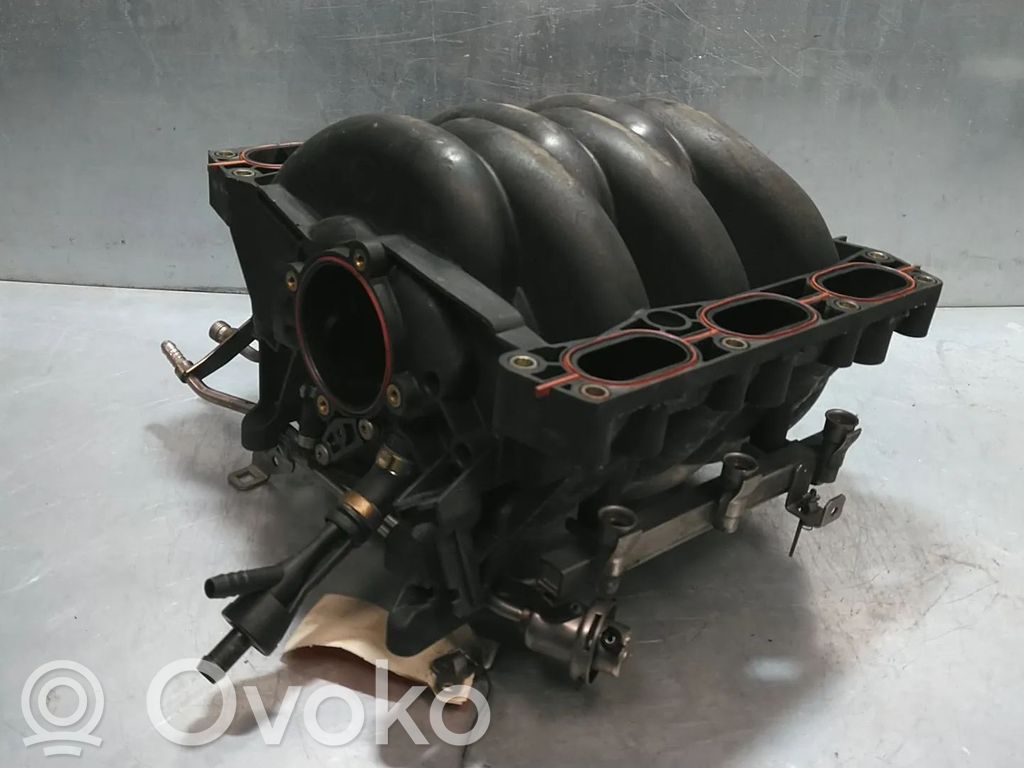 Audi A6 S6 C5 4B Всасывающий коллектор 