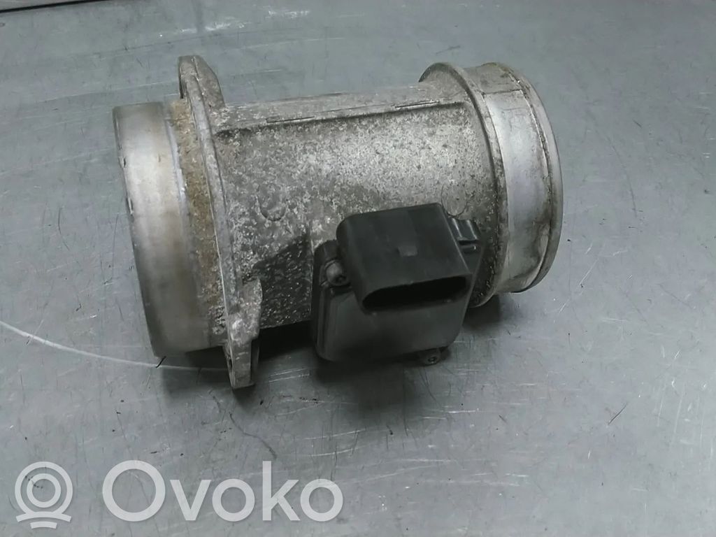 Audi A4 S4 B6 8E 8H Измеритель потока воздуха 