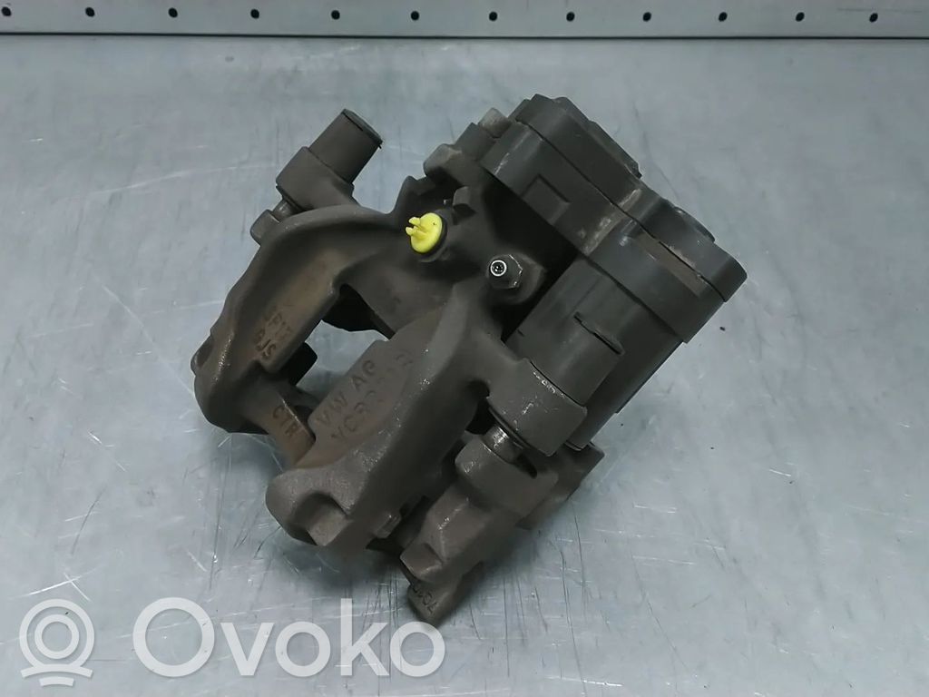 Volkswagen Golf VII Pinza del freno posteriore 
