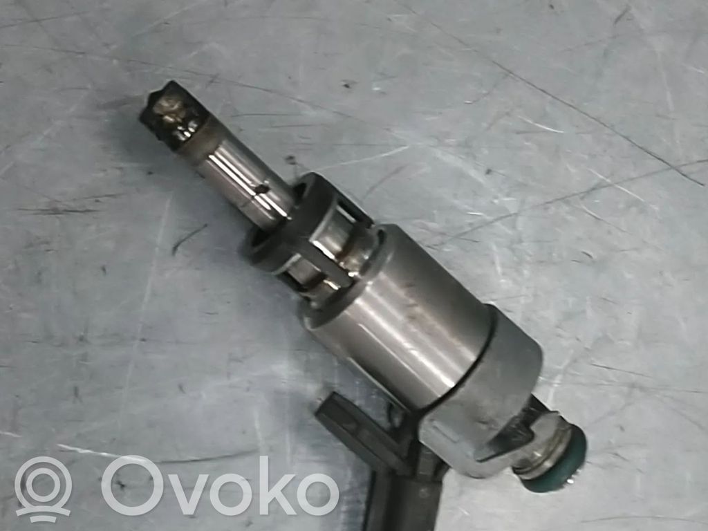Audi A3 S3 8V Polttoainesuutin 
