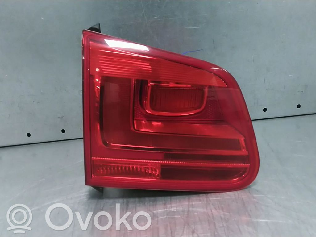 Volkswagen Tiguan Lampă spate în caroserie