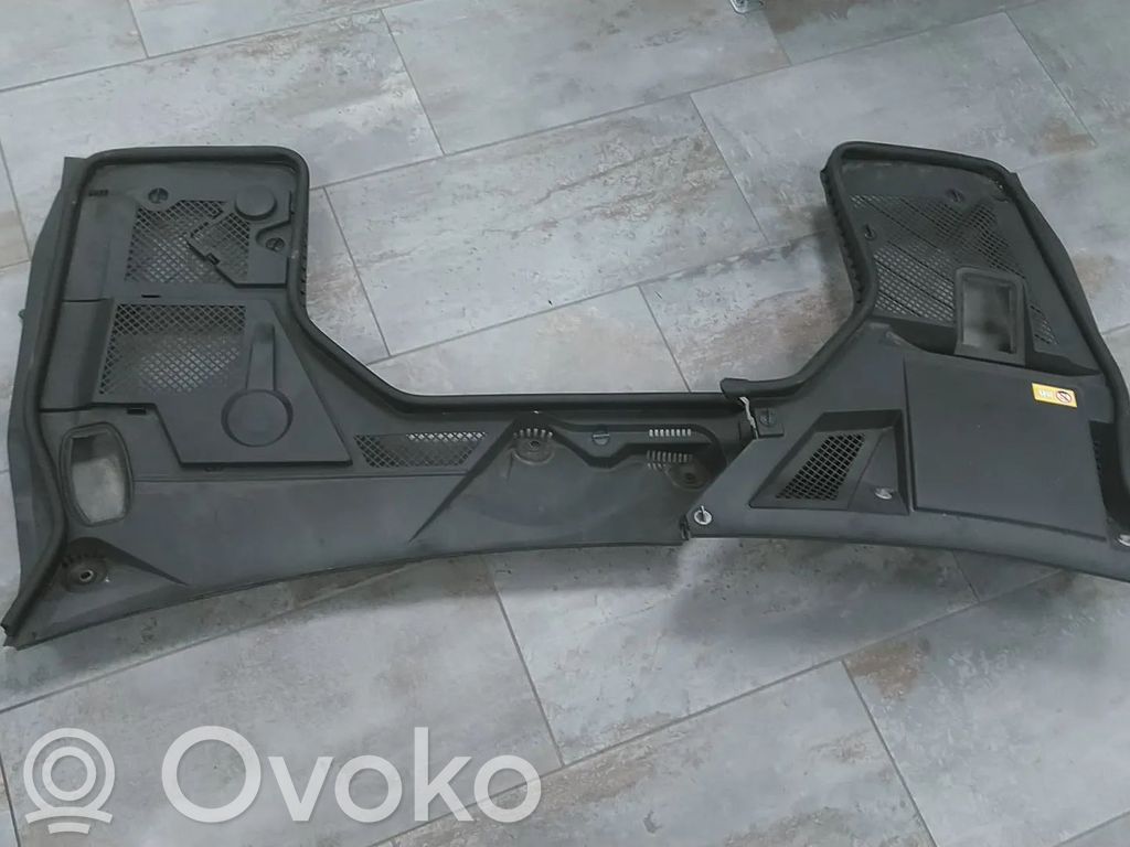 Mercedes-Benz C W205 Rivestimento del tergicristallo 