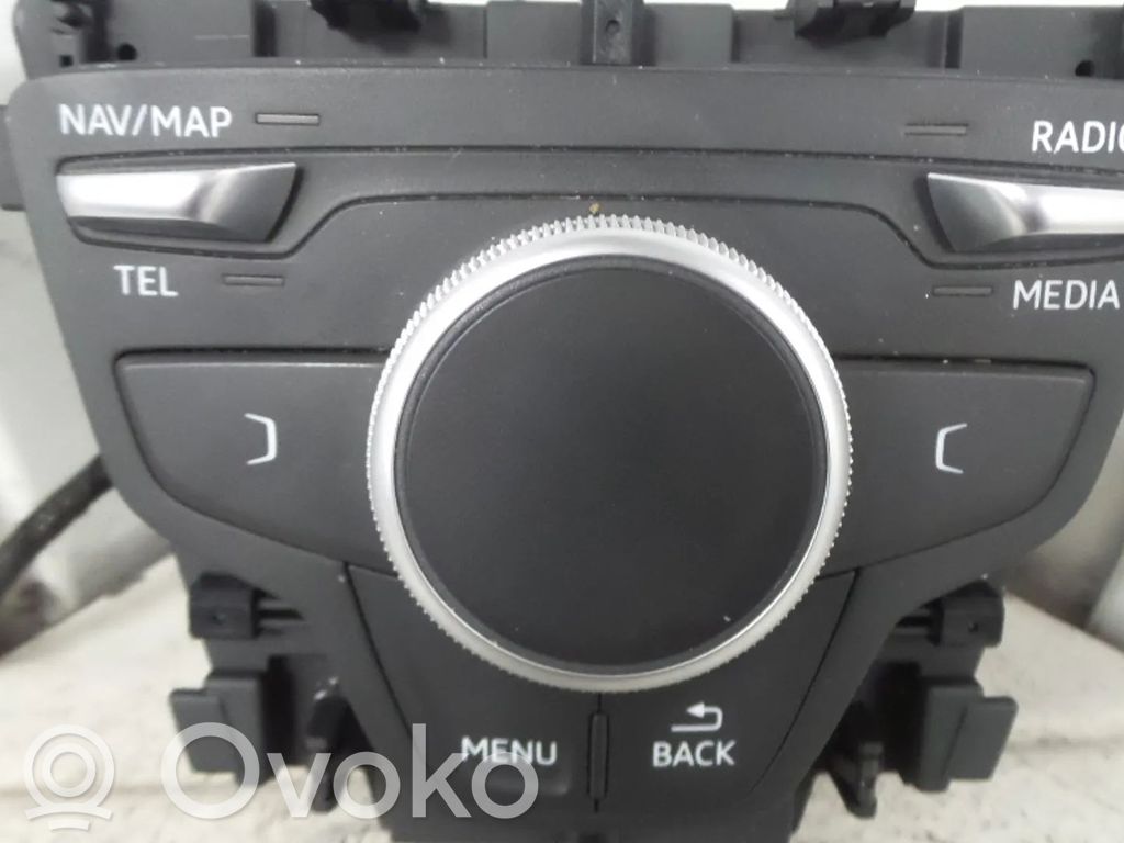 Audi A4 S4 B9 Otros repuestos del interior 