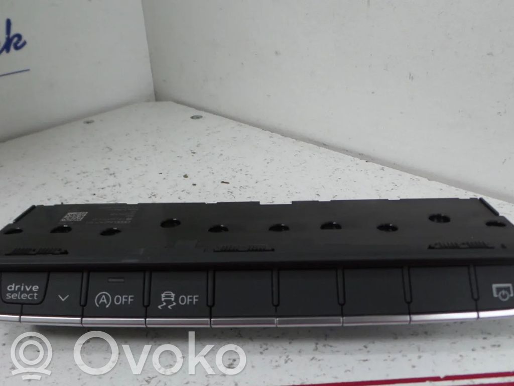 Audi A5 Otros repuestos del interior 