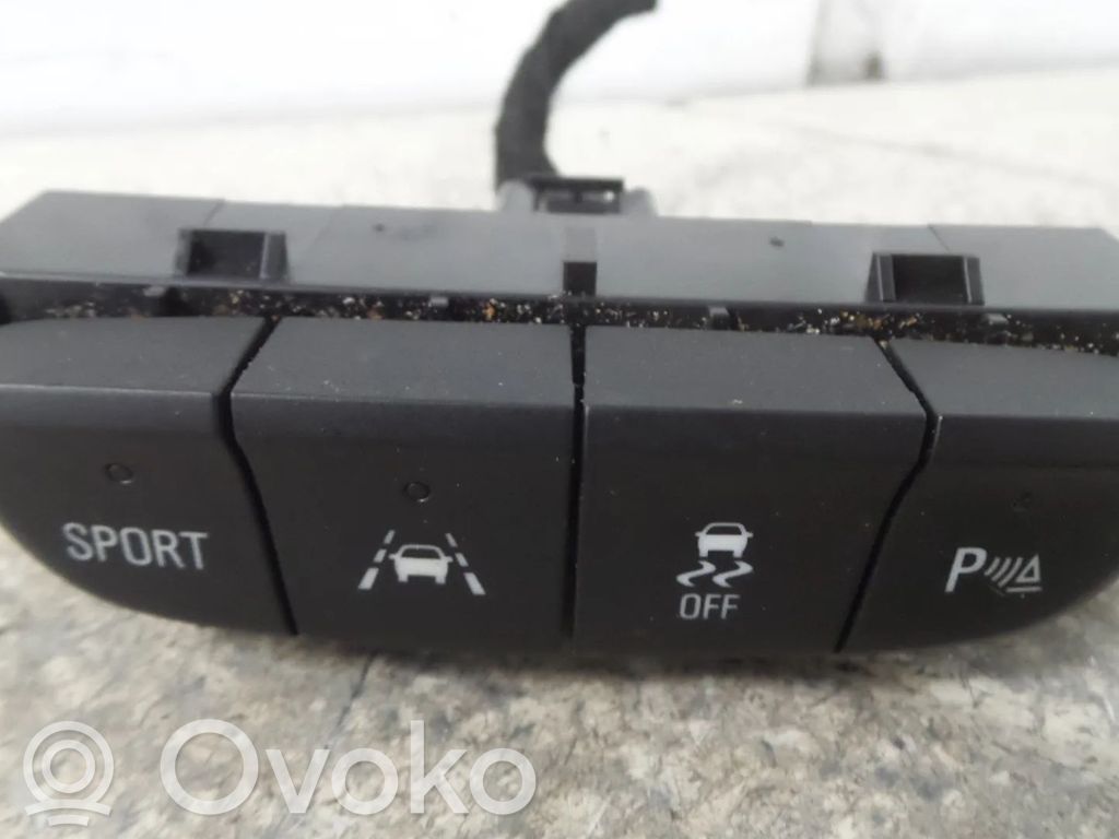 Vauxhall Astra K Alte piese de interior 