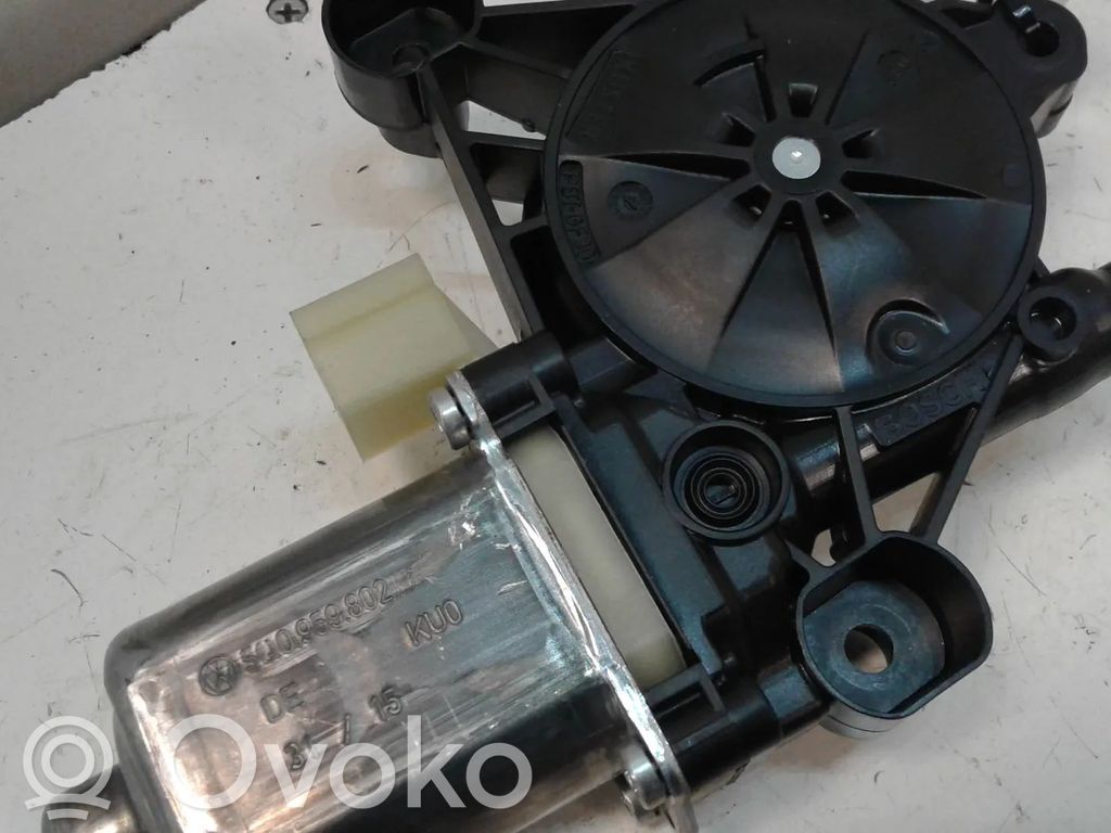 Volkswagen Touran III Etuoven ikkunan nostomoottori