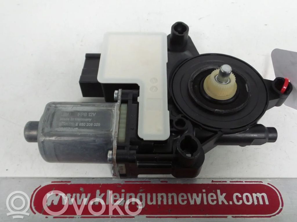 Skoda Fabia Mk3 (NJ) Motor macara geam ușă față 