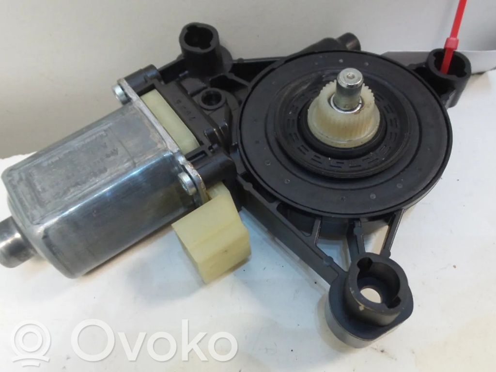 Seat Leon (5F) Motorino alzacristalli della portiera anteriore 