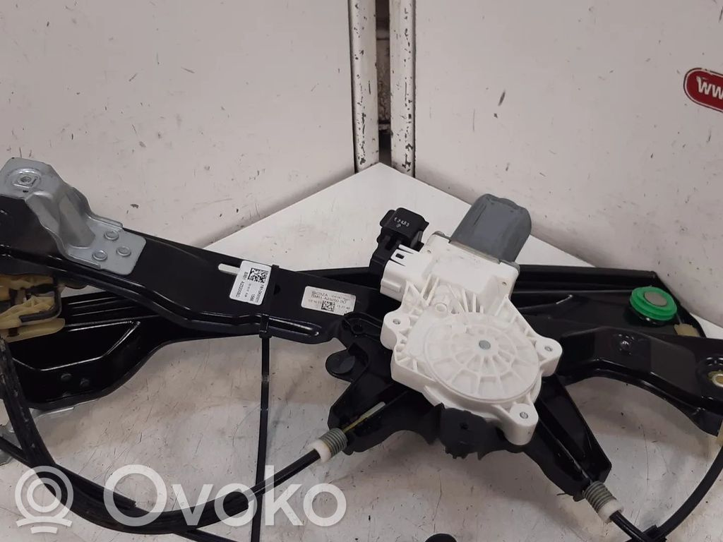 Ford Focus Front door window regulator motor 