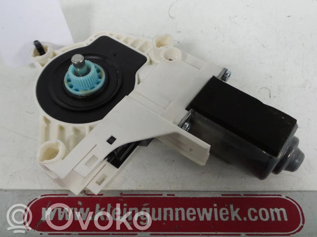 Audi A5 8T 8F Silnik regulatora szyby drzwi przednich 