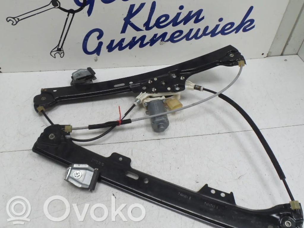 Motor del regulador de la ventanilla de la puerta delantera   977972,6981142