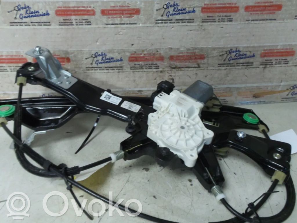 Ford Focus Front door window regulator motor 