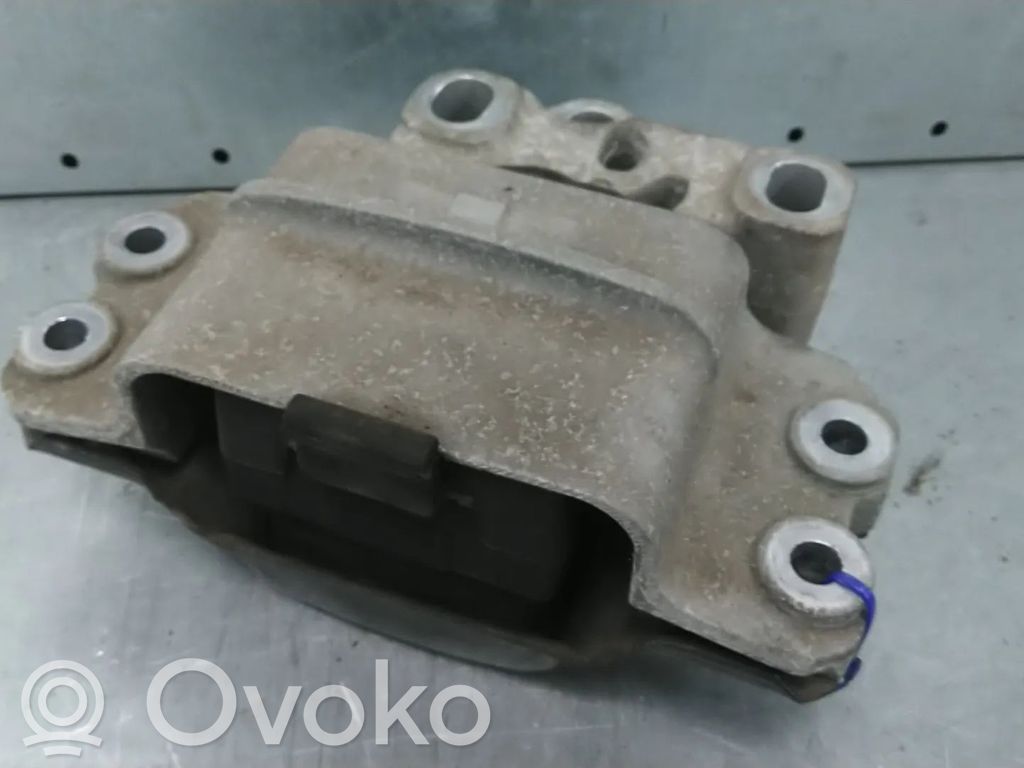Mocowanie / Uchwyt skrzyni biegów   5N0199555,CBAB,KVC