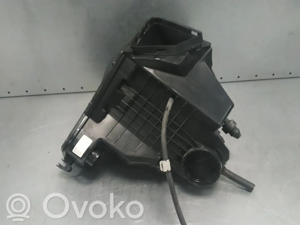 Audi Q5 SQ5 8R Air filter box 