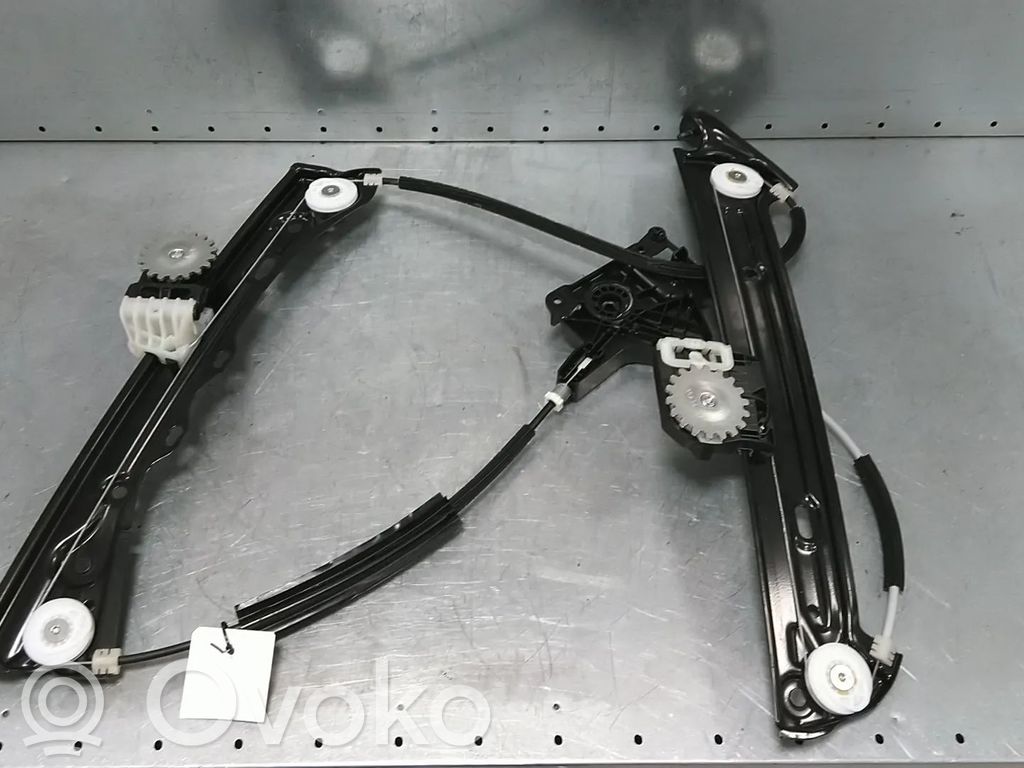 BMW 2 F22 F23 Mechanizm podnoszenia szyby przedniej bez silnika 