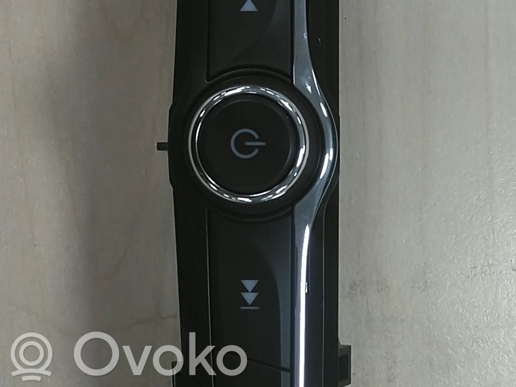 Opel Karl Inne części wnętrza samochodu 