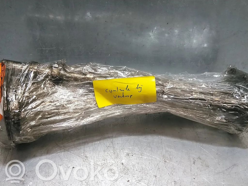 Mercedes-Benz A W169 Wałek rozrządu 