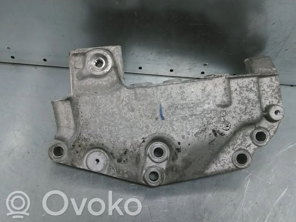 Renault Trafic III (X82) Supporto di montaggio del motore 