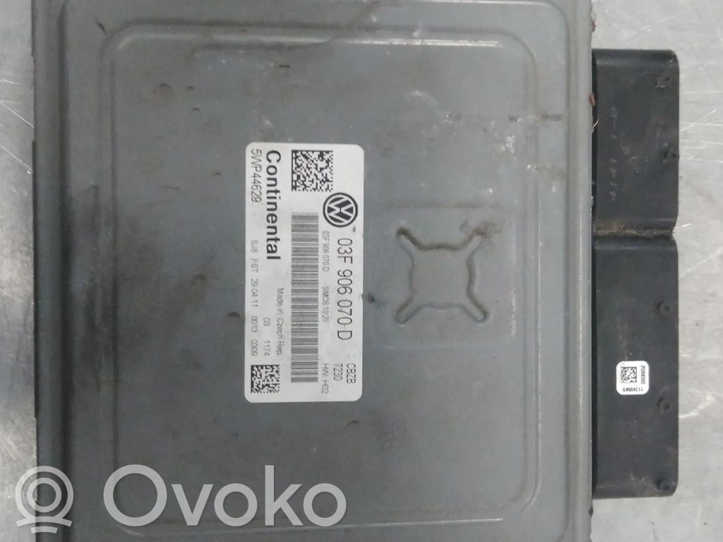 Volkswagen Polo V 6R Engine control unit/module 