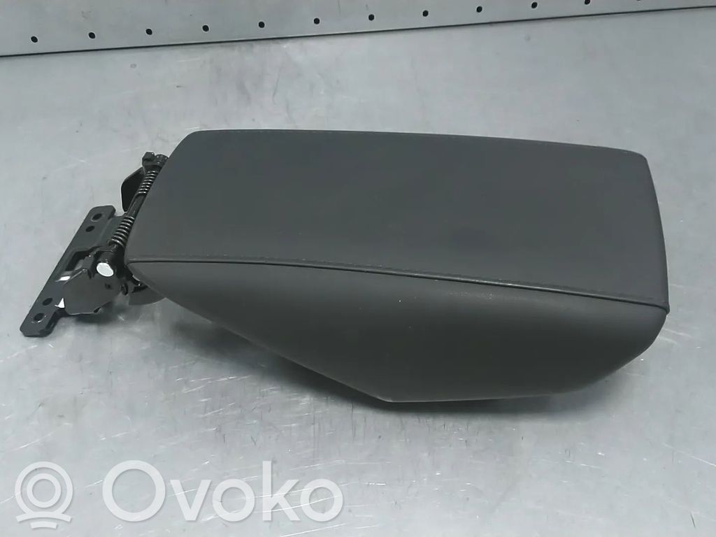 KIA Niro Centrālā konsole 