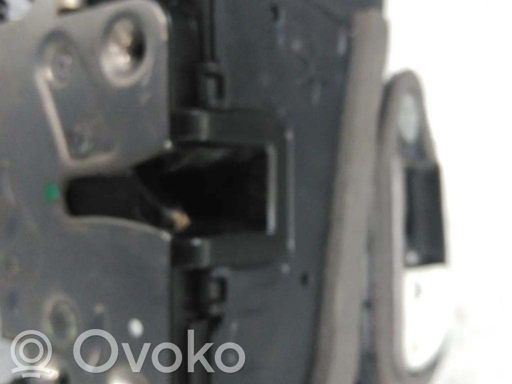 Vauxhall Astra K Front door lock 