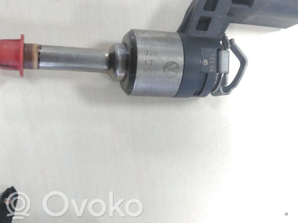 Volkswagen PASSAT B6 Fuel injector 