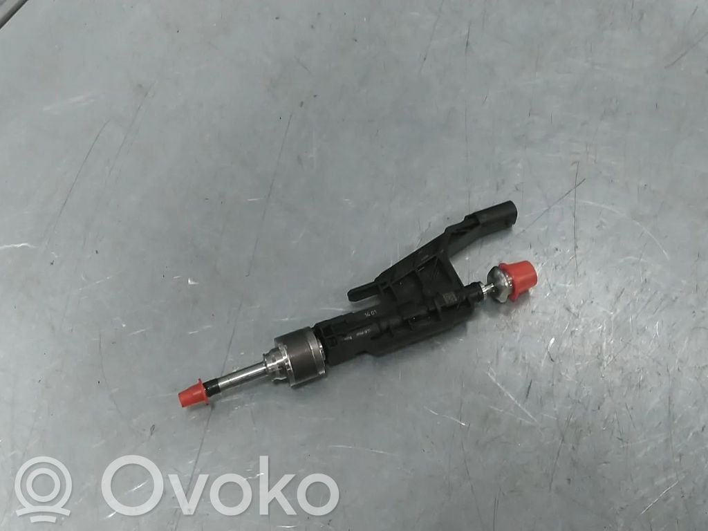BMW X5 G05 Fuel injector 