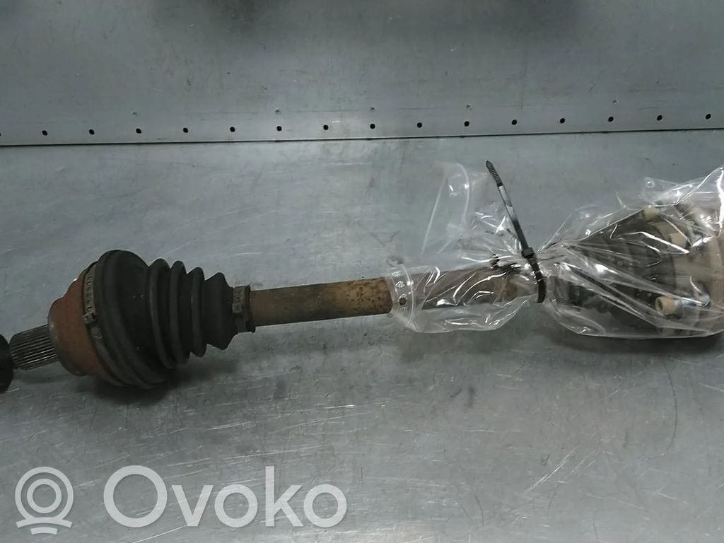 Volkswagen Caddy Półoś przednia 