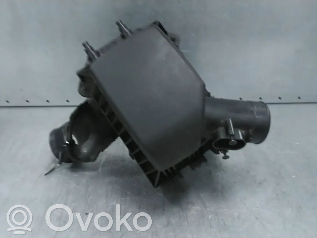 Opel Mokka Air filter box 