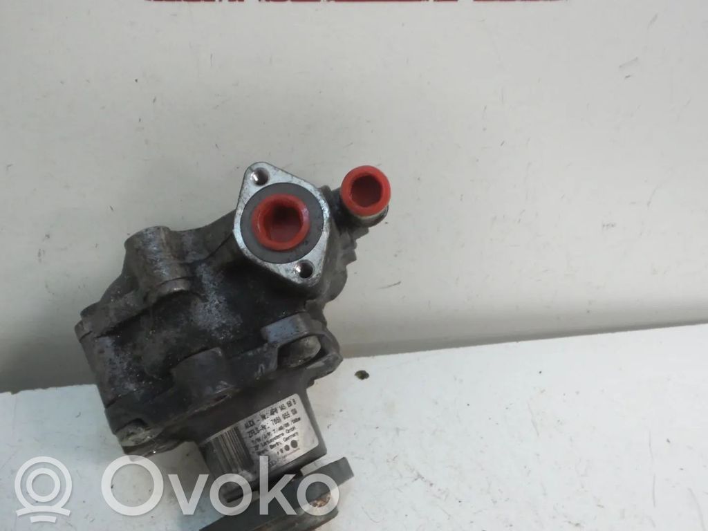 Audi A6 S6 C6 4F Ohjaustehostimen pumppu 