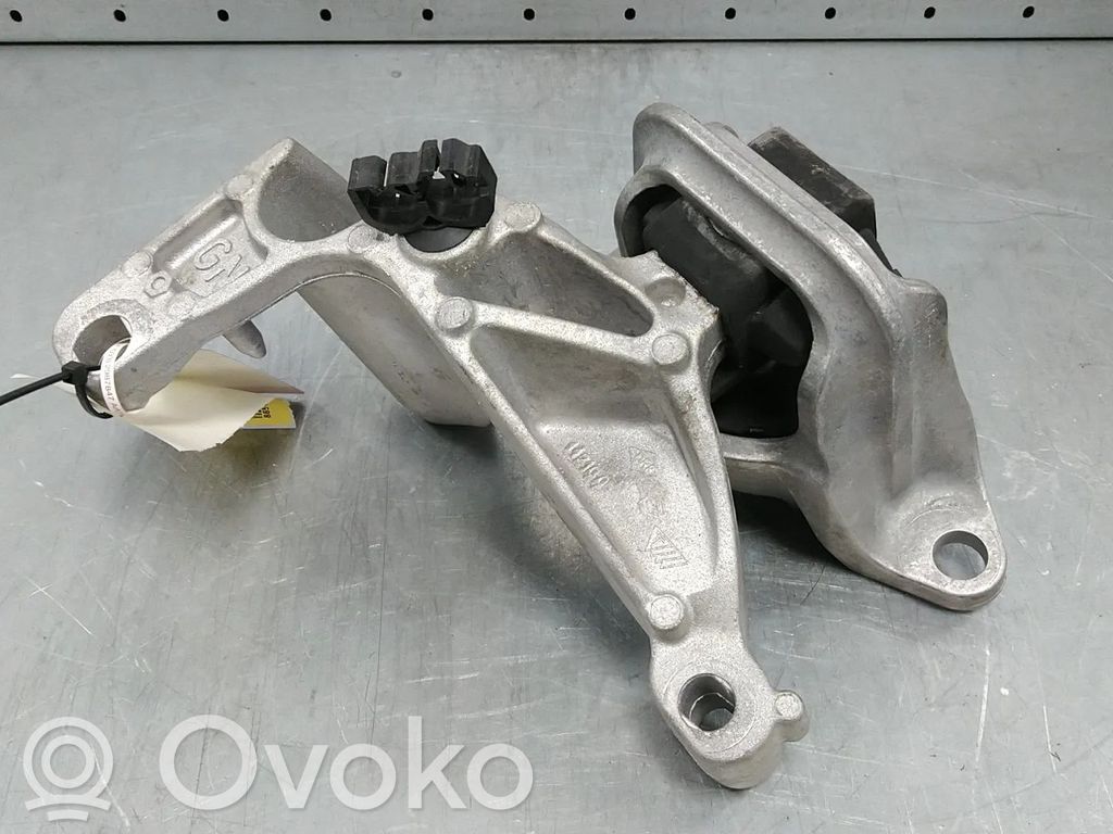 Engine mount bracket   112100014R