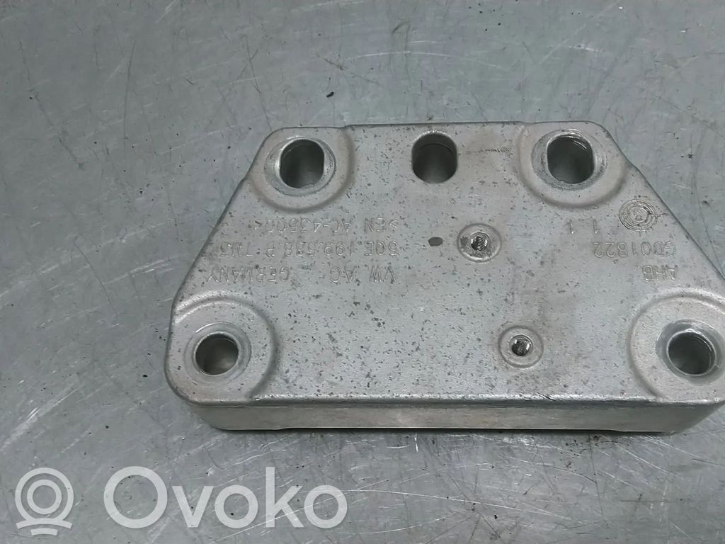 Volkswagen Golf VII Soporte de montaje del motor 