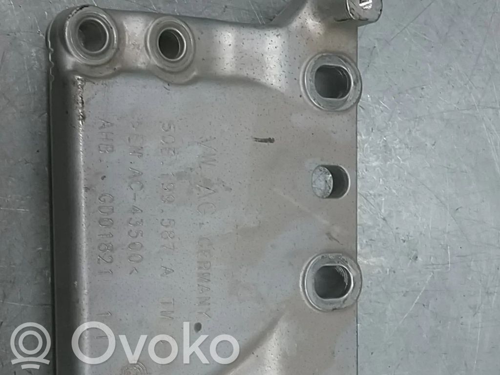 Volkswagen Golf VII Soporte de montaje del motor 