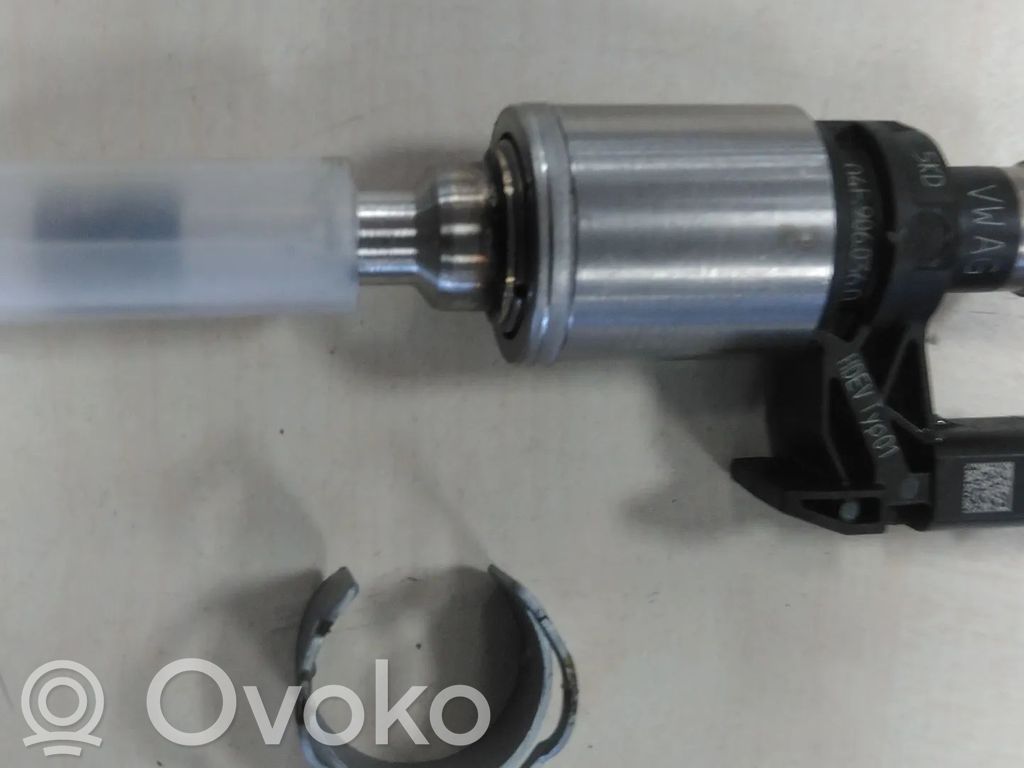 Inyector de combustible   04E906036Q,0261500132,0261500222,0261500248,0261500354,04E906036A,04E906036C,04E906036D,04E906036E,B14339,CZEA