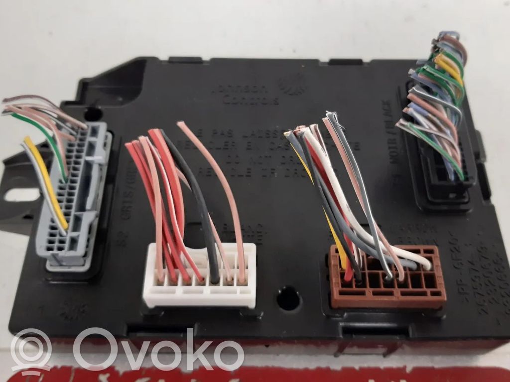 Renault Twingo III BSM Control unit 