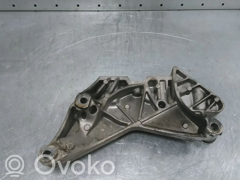 Engine mount bracket   06J199207P,06J199207K