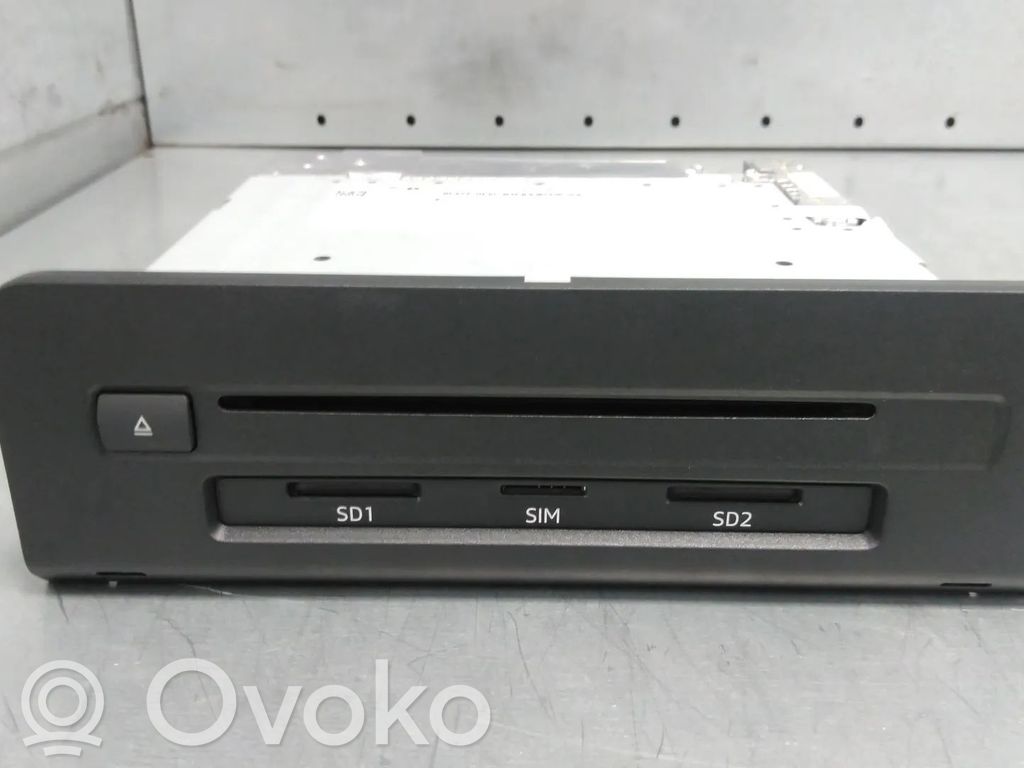 GPS navigation control unit/module   8W5035897B